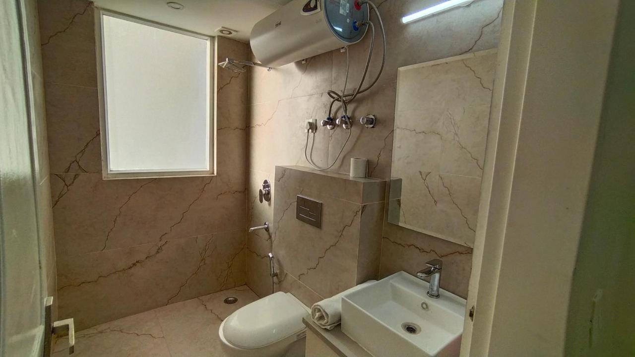 Saltstayz Sector 52 - Ardee City Mall Gurgaon Exteriör bild