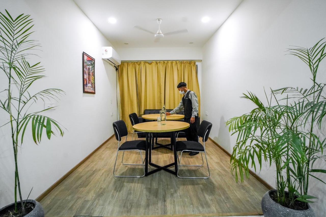 Saltstayz Sector 52 - Ardee City Mall Gurgaon Exteriör bild